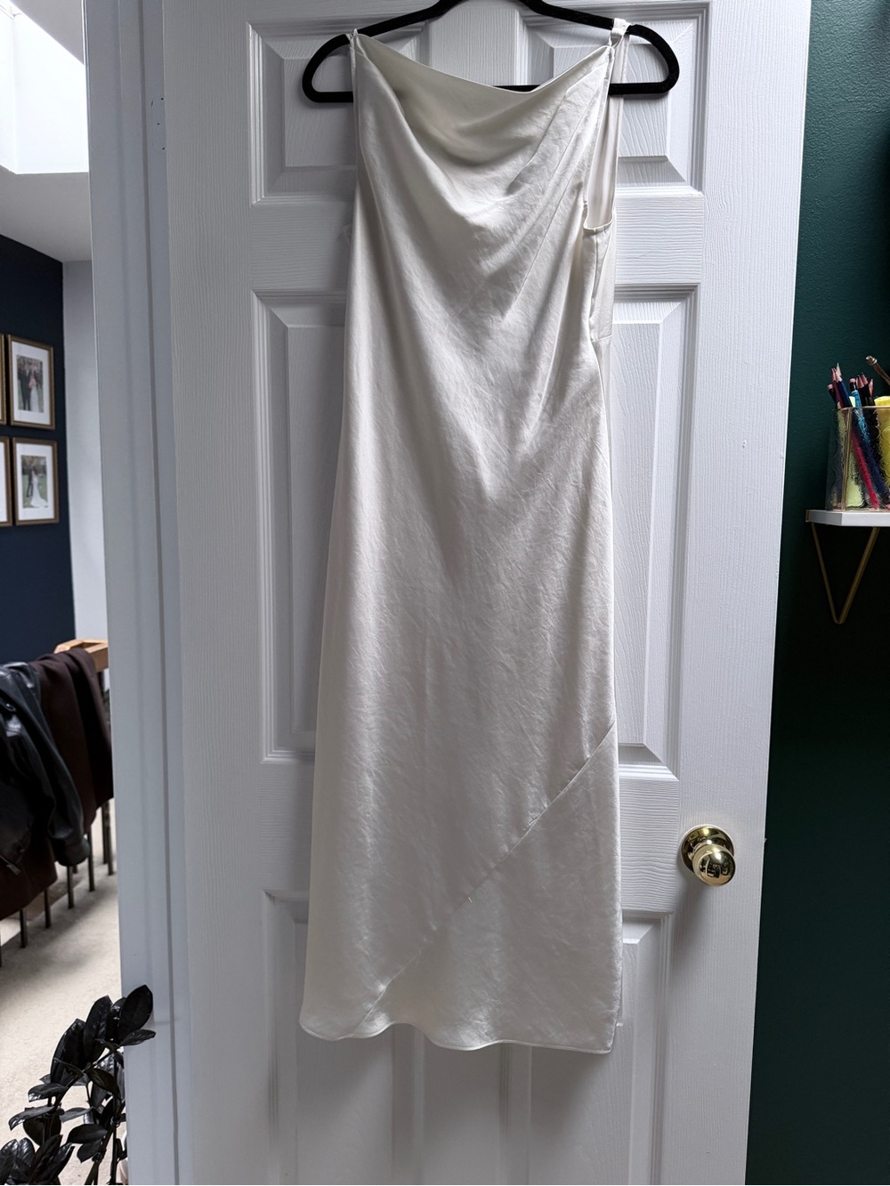 Aritzia Goddess Dress - Picture 4 of 5